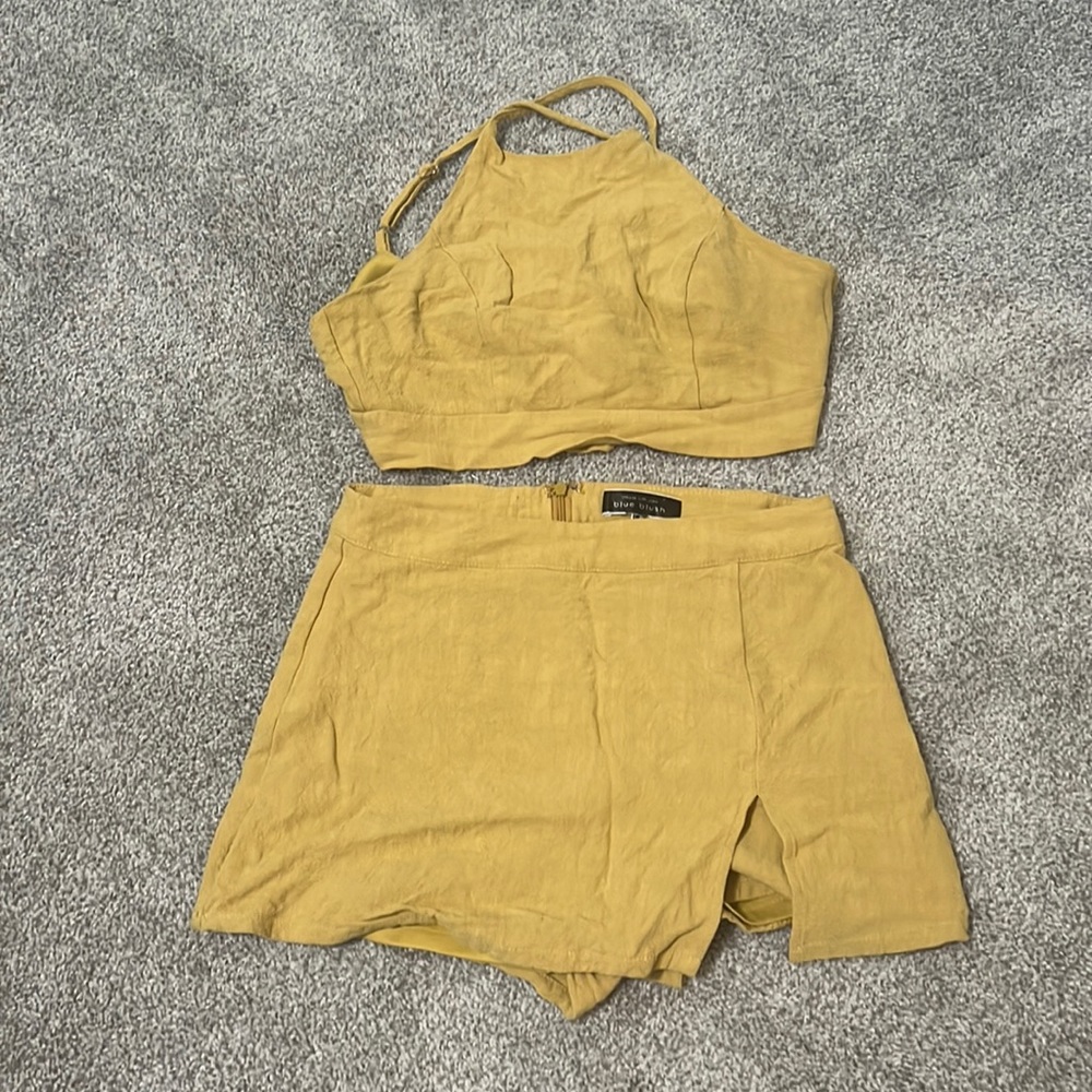 Blue Blush size S mustard yellow crop halter top and skort set